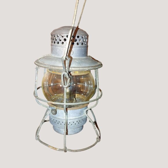Adlake Kero Rail 257 Road Lantern Vintage USA Canada Clear Globe Metal Frame - Picture 2 of 16